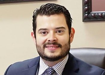 Farmers Insurance : Carlos Nunez