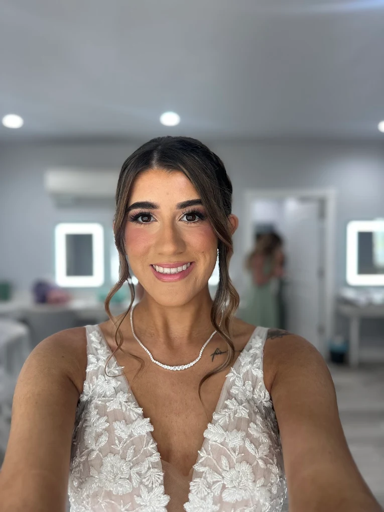 Looks By Mariah