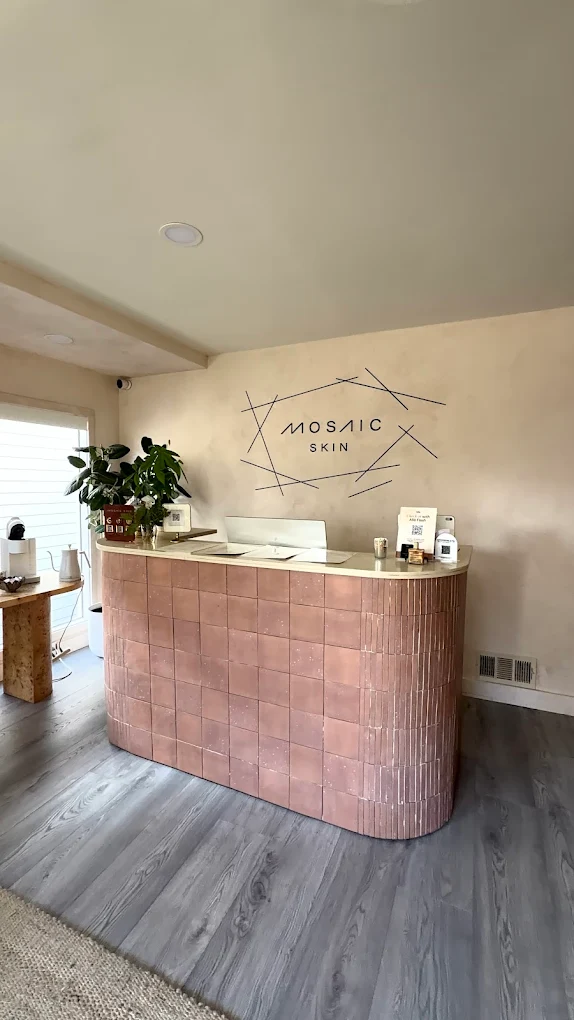Mosaic Skin Studio - OAK