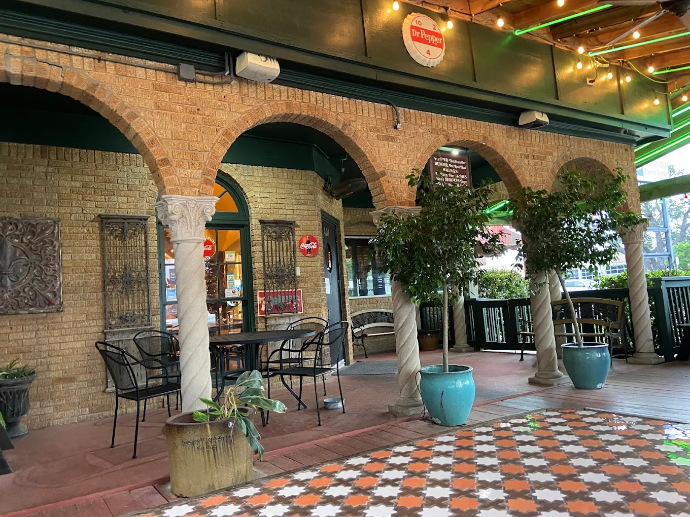 Mama's Pizzeria