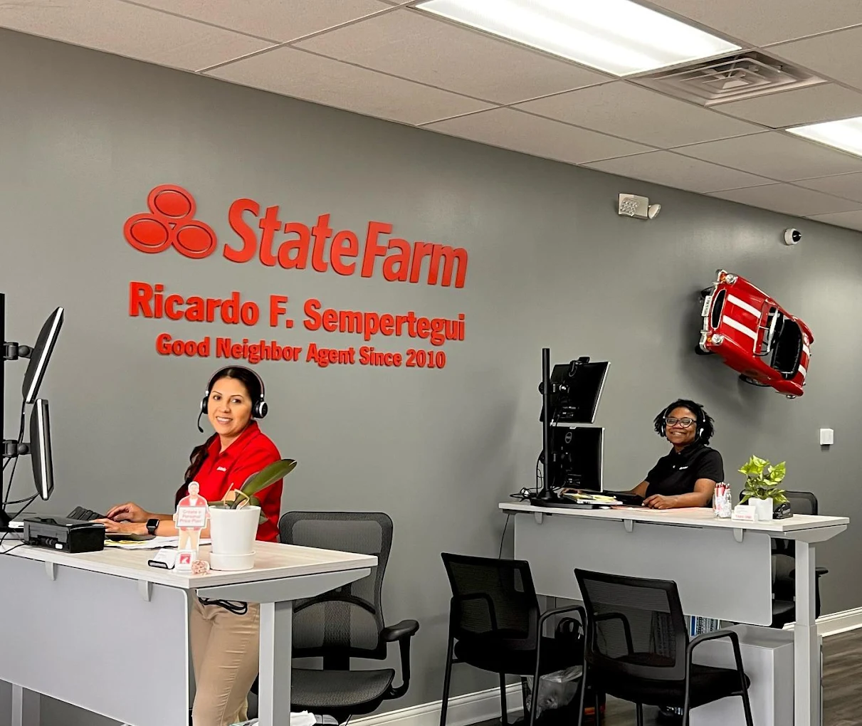 State Farm Insurance Agent : Ricardo Sempertegui