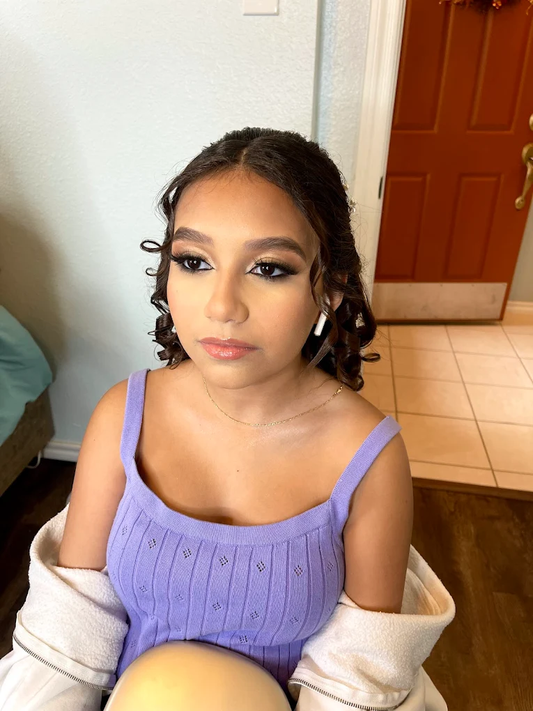 Ammi Flores Makeup Artist