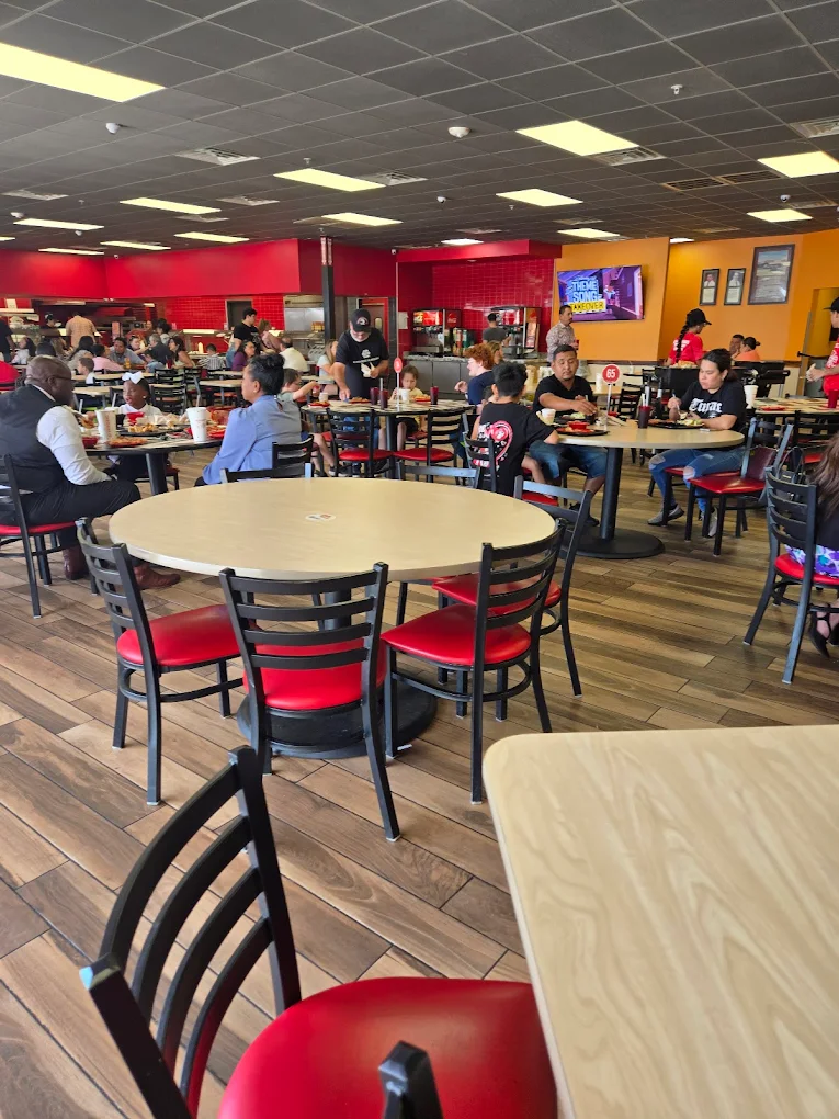 Cicis Pizza
