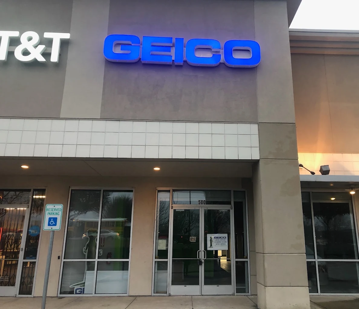 GEICO Insurance Agent : Victoria Elliott
