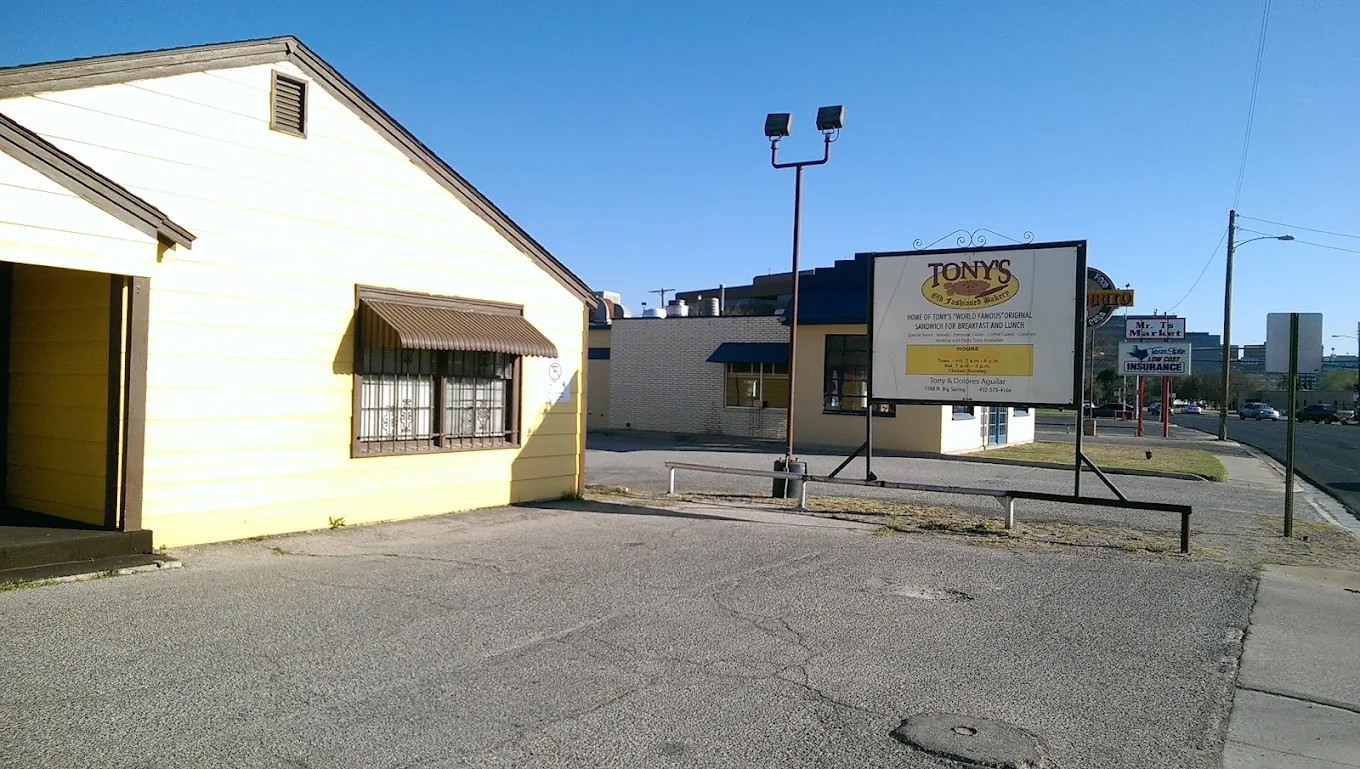 Tony's Old Fashioned Bakery