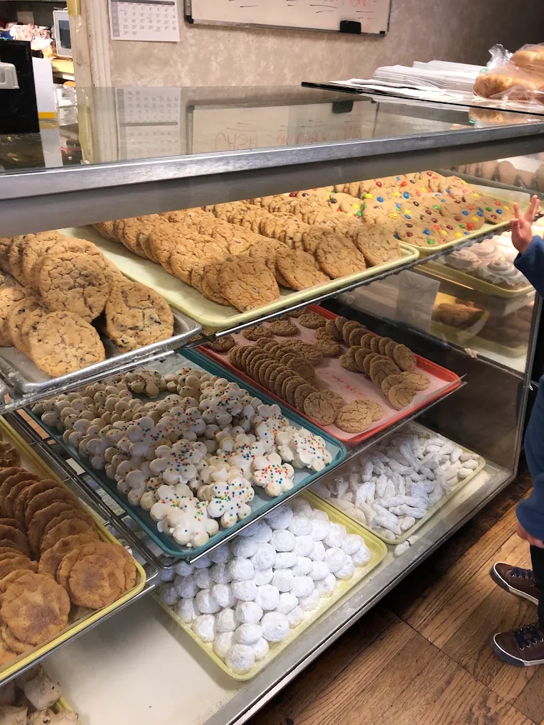 Tony's Old Fashioned Bakery