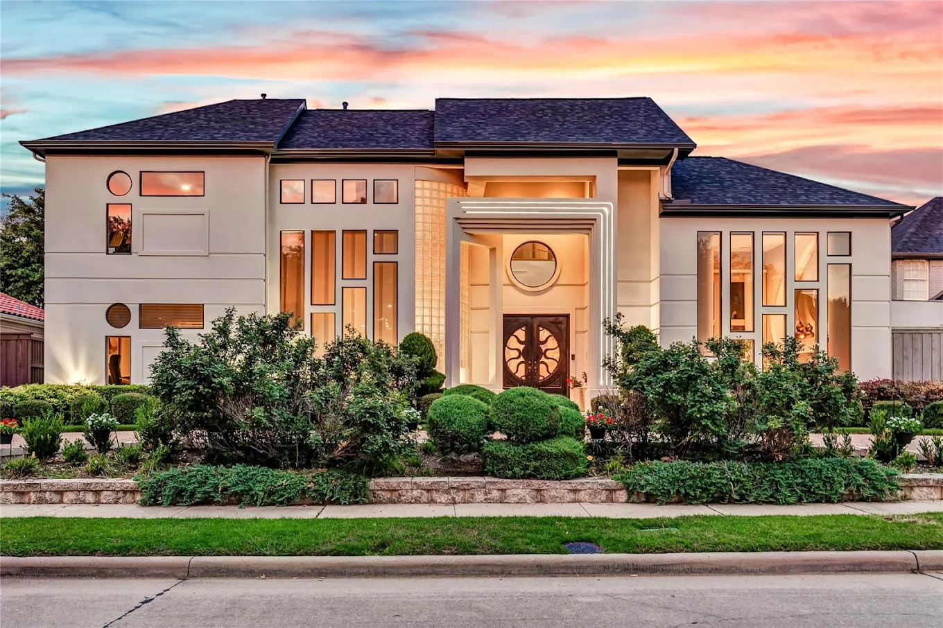 The Real McCoys® International Real Estate Group