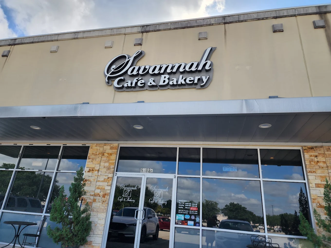 Savannah Cafe & Bakery