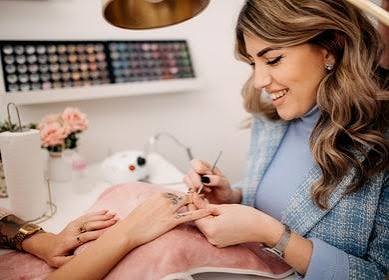 Sugar Nails & Lashes