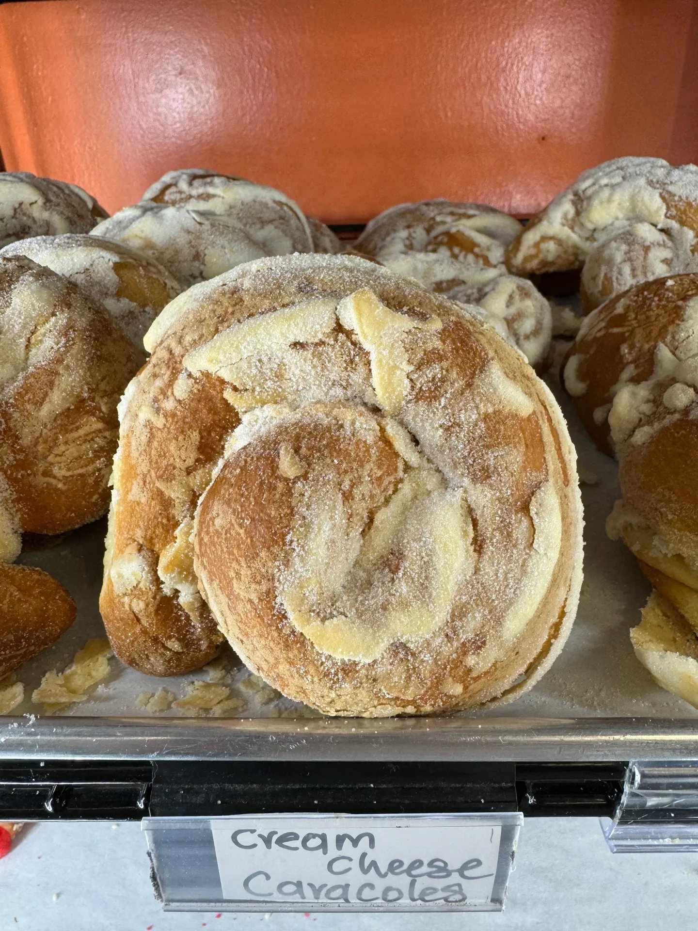 La Concha Feliz Bakery