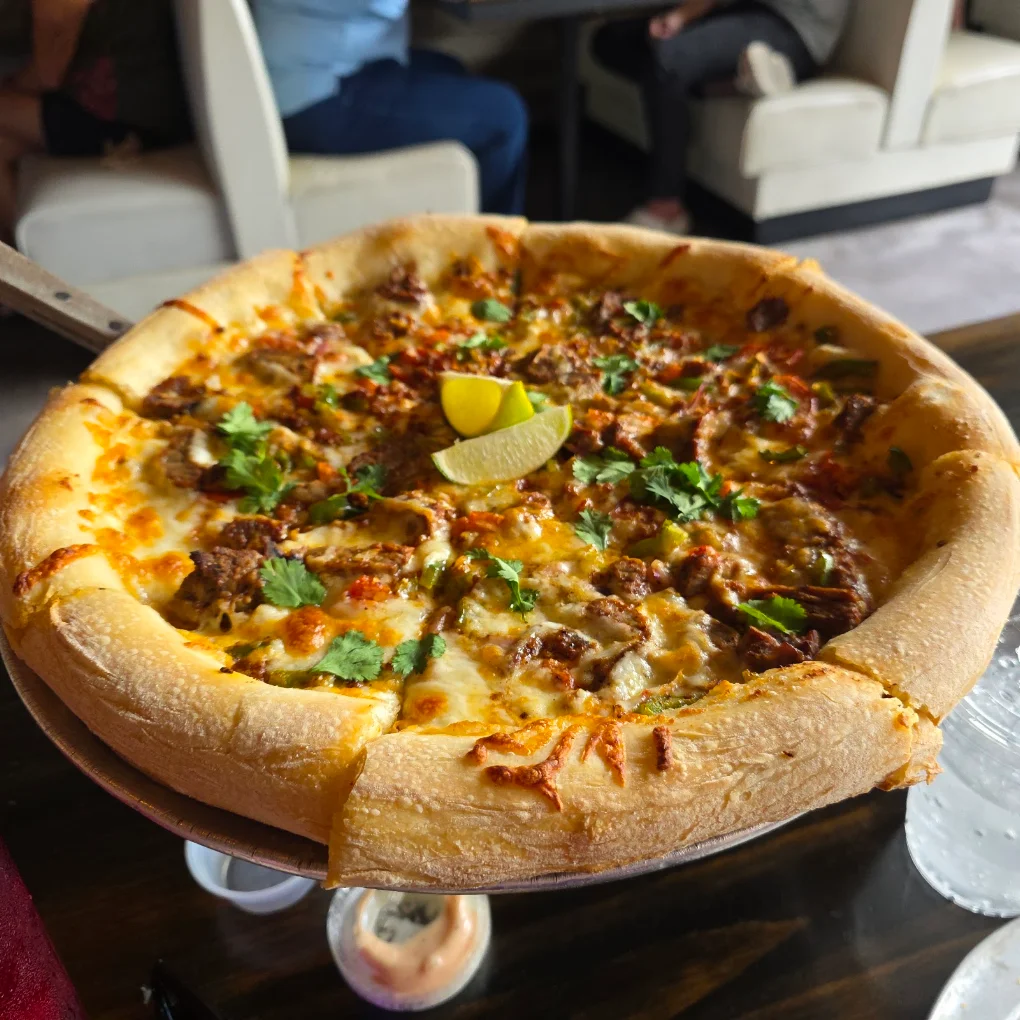 600 Degrees Pizzeria