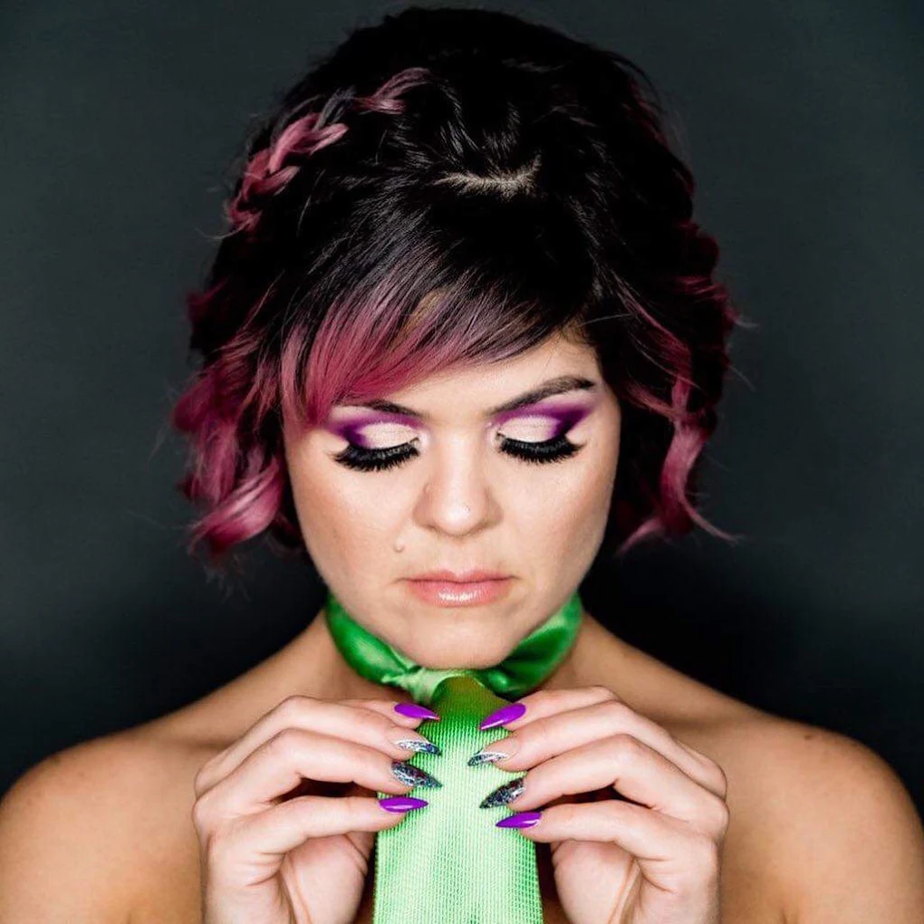 Viva La Glam