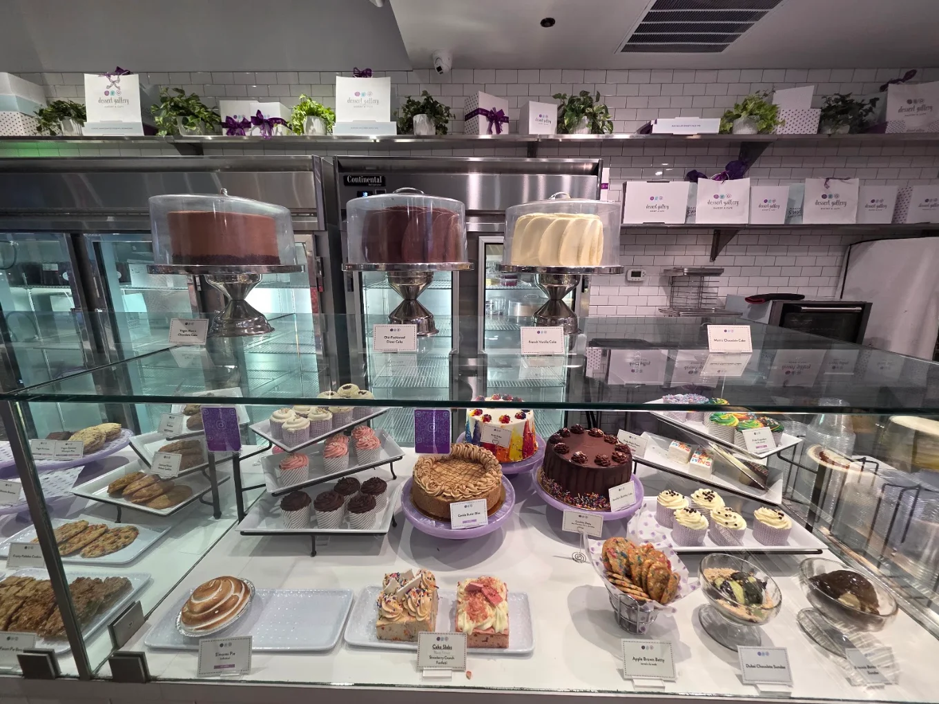 Dessert Gallery Bakery & Cafe