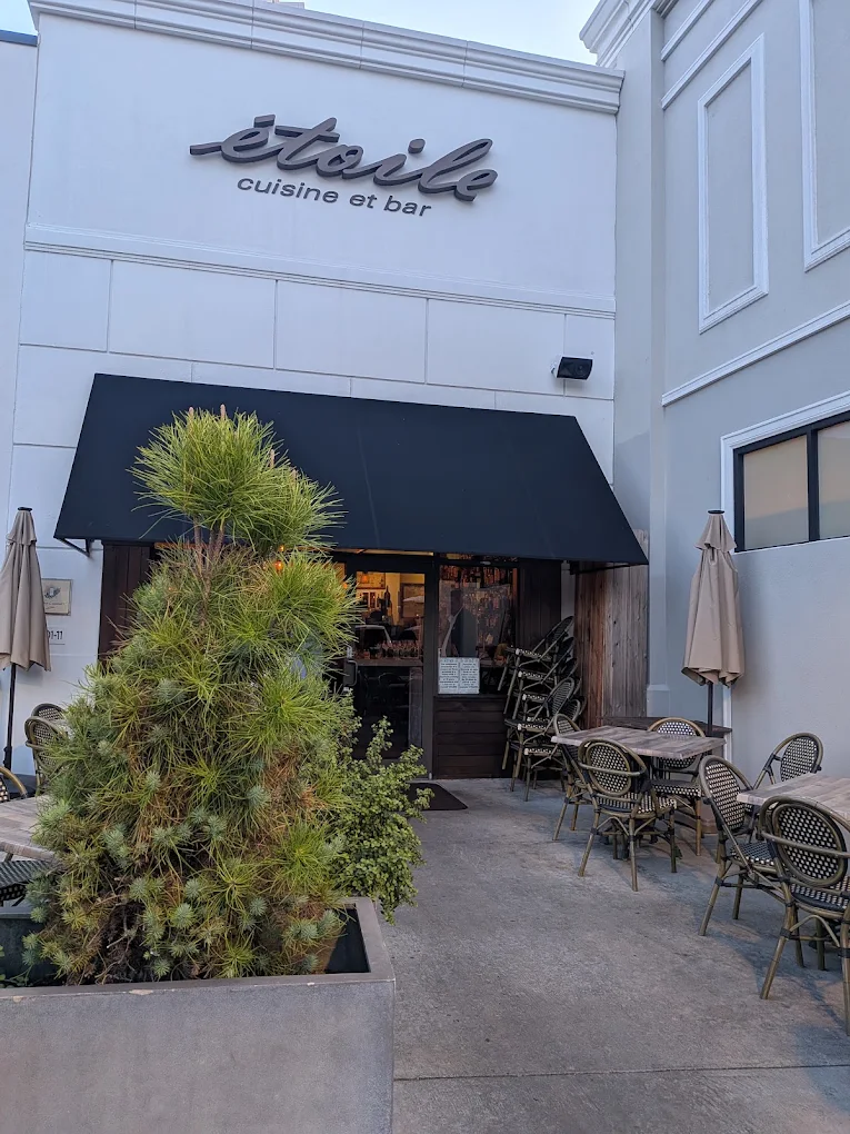 Etoile Cuisine Et Bar