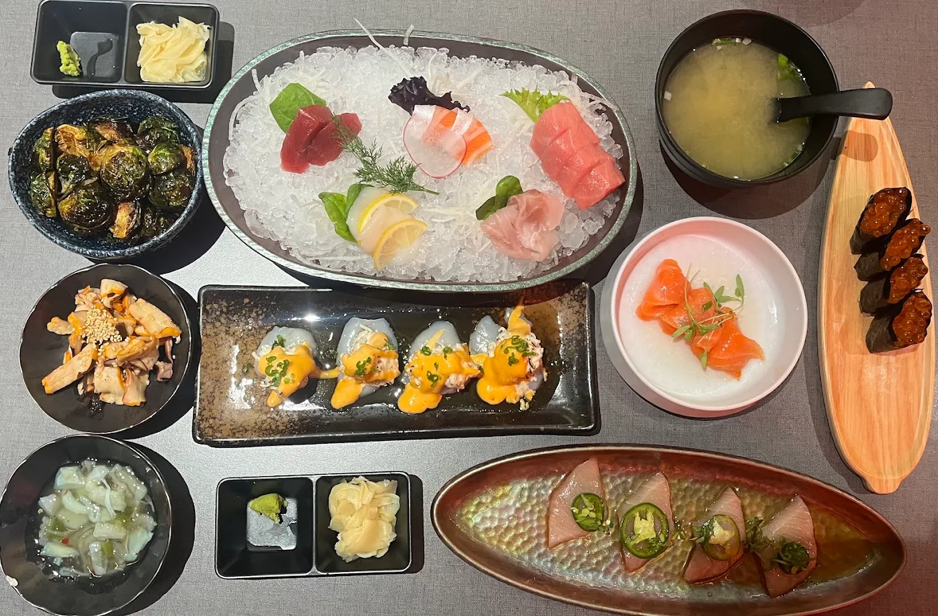 Seven Sushi & Robata