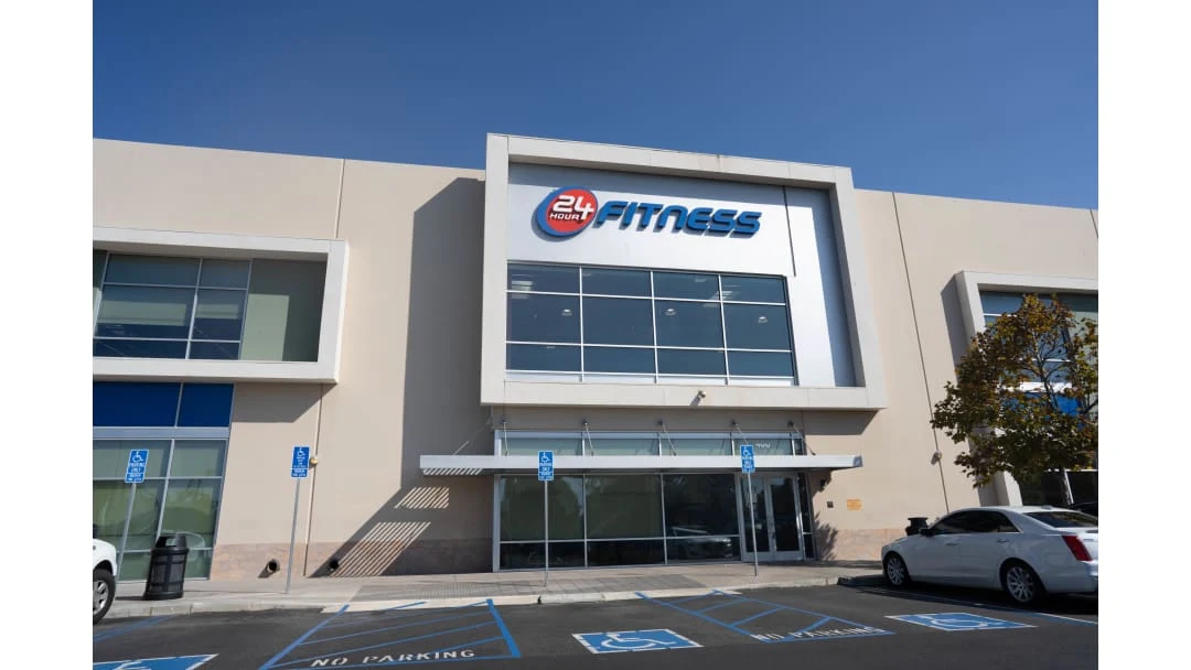 24 Hour Fitness