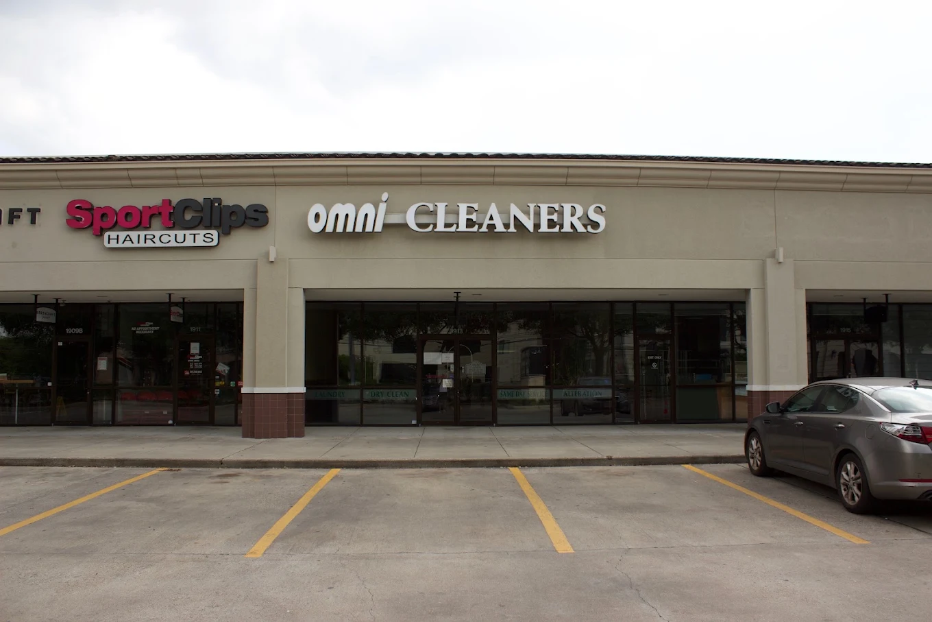 Omni Cleaners