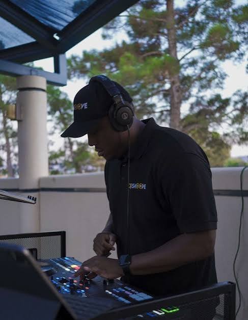 DJ-Smoove