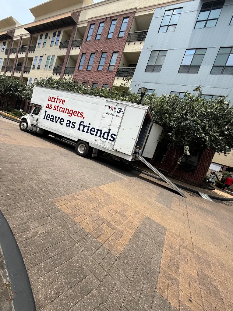 3 Men Movers