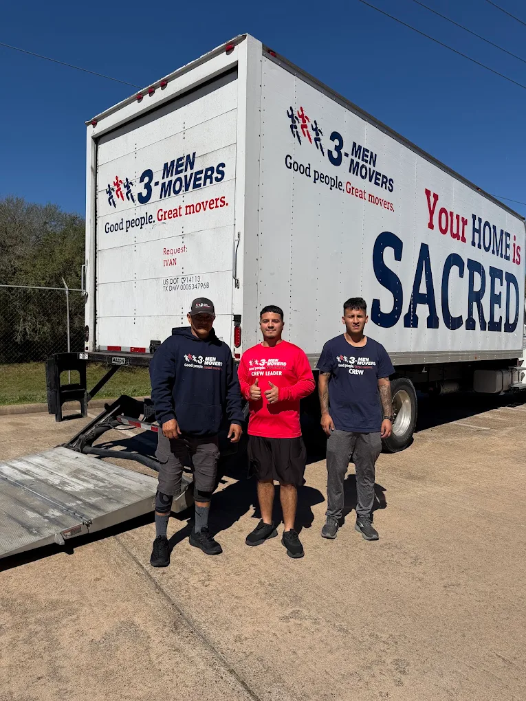 3 Men Movers