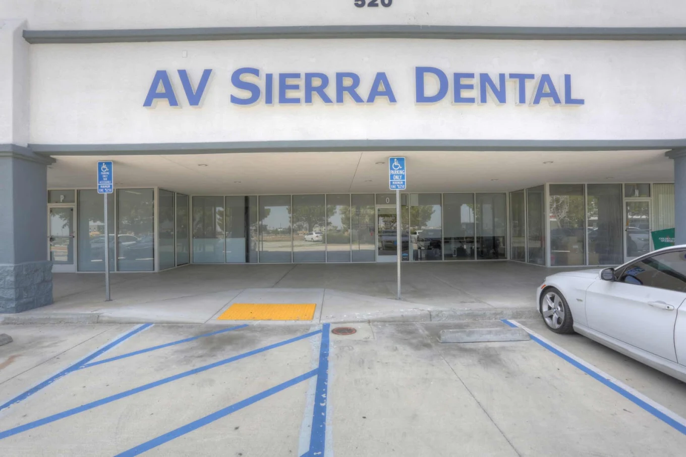 AV Sierra Dental Center