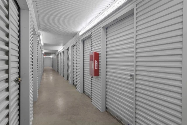 Storage Rentals of America