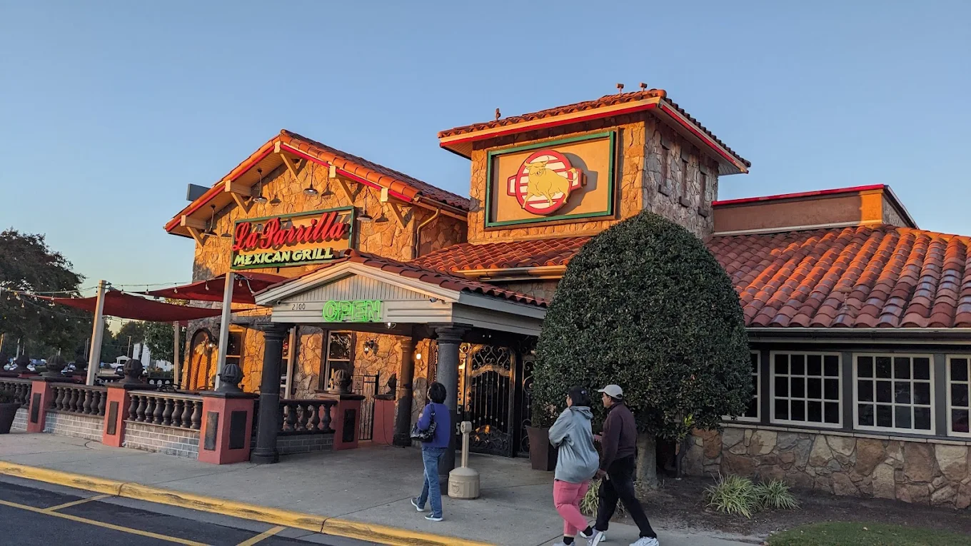 La Parrilla Mexican Grill