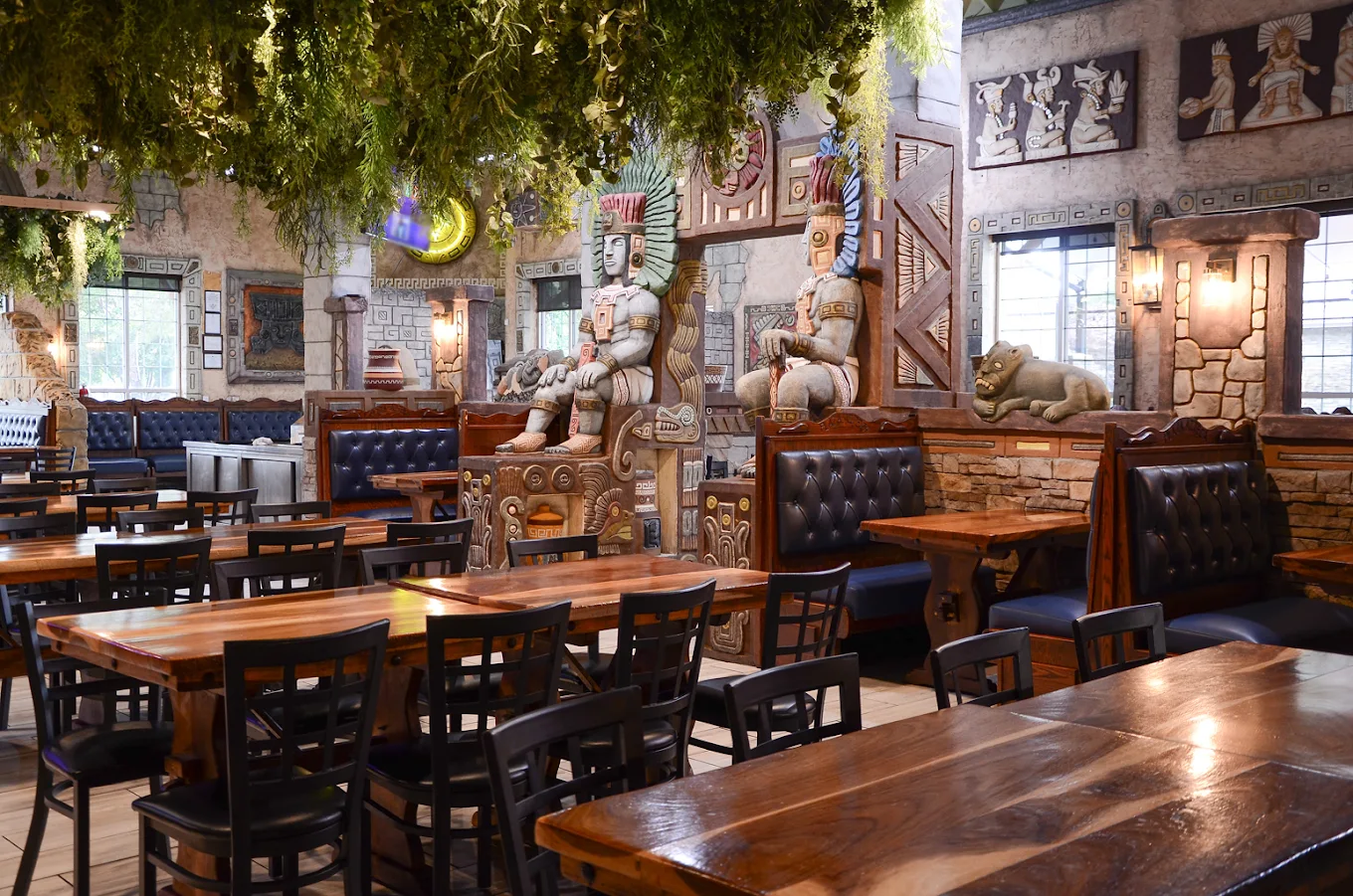Plaza Azteca Mexican Restaurant