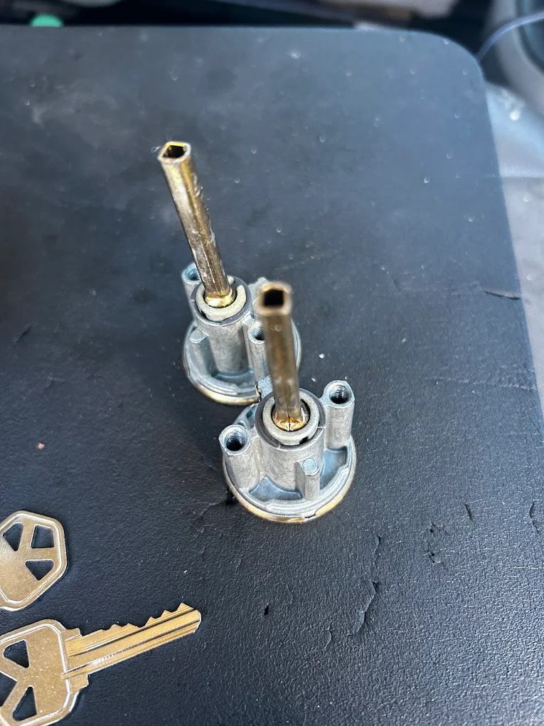 24 Hour Locksmith Service Llc