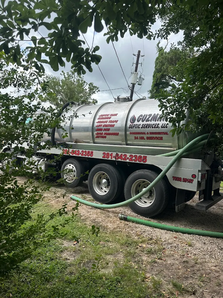 Guzman septic services