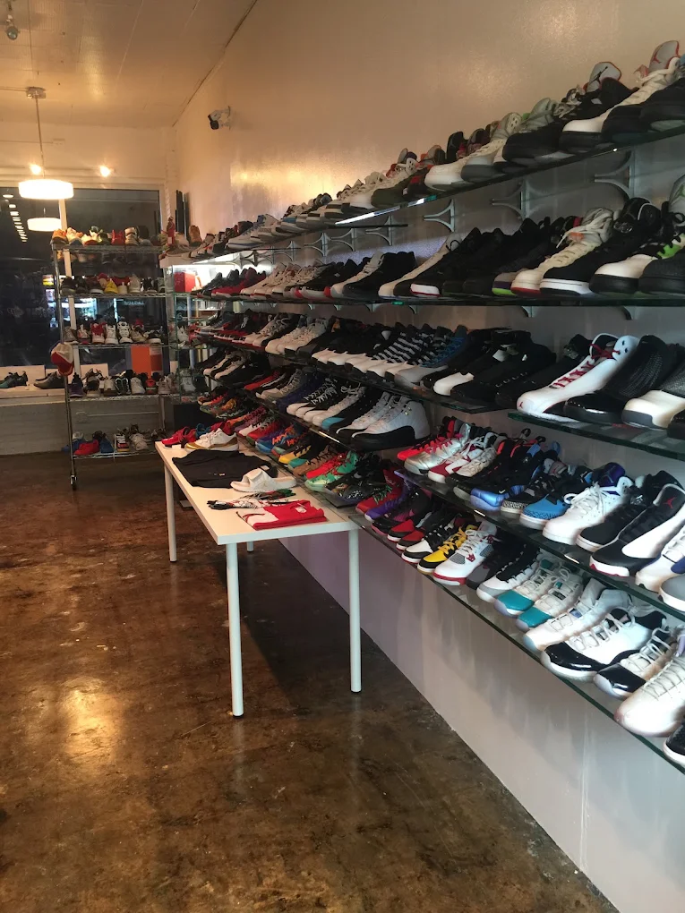 Sneaker Summit