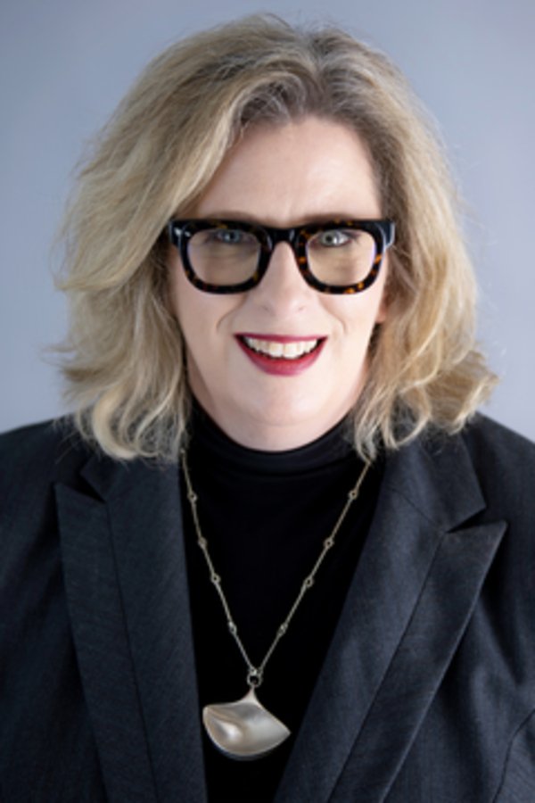 Edward Jones : Irene B O'Brien