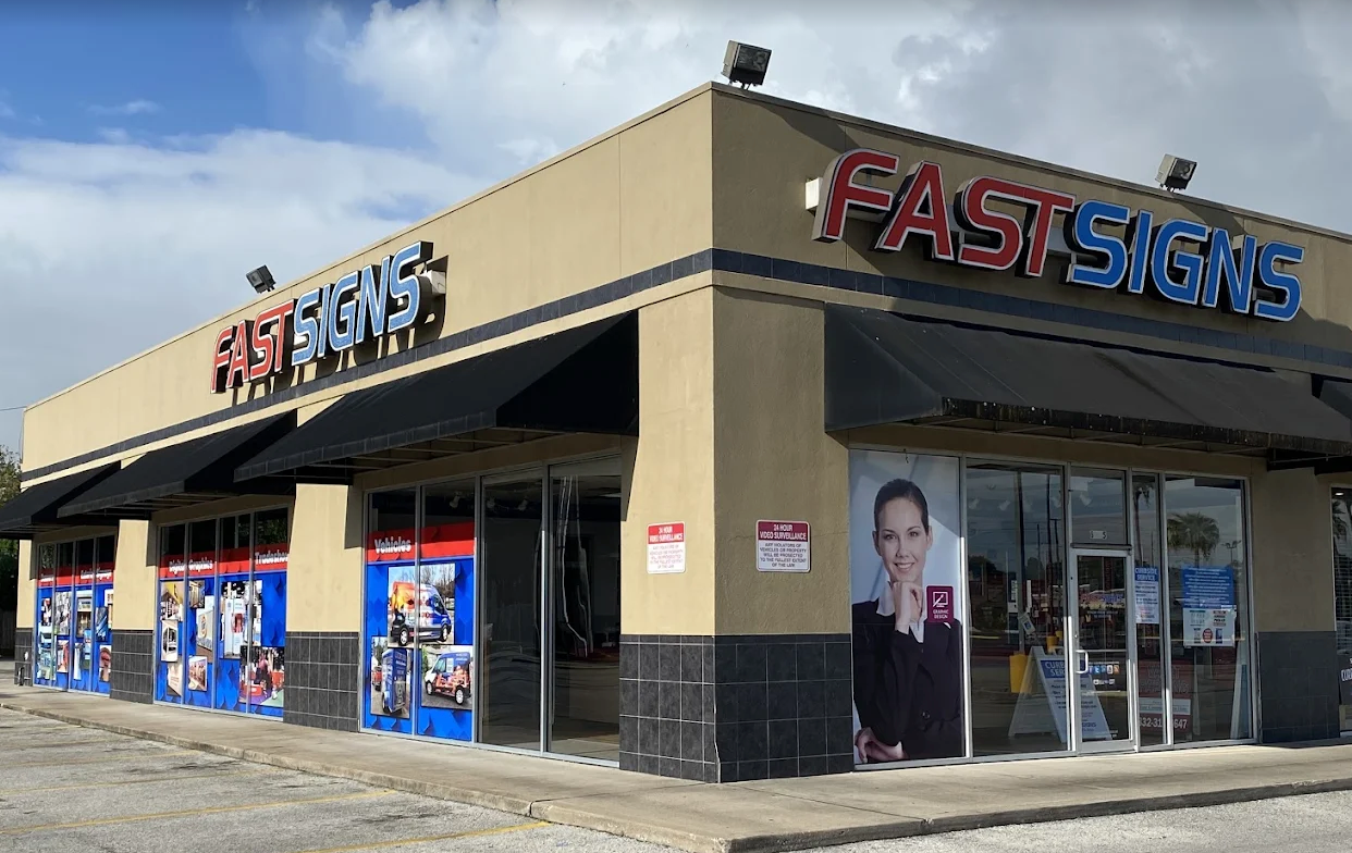 Fastsigns
