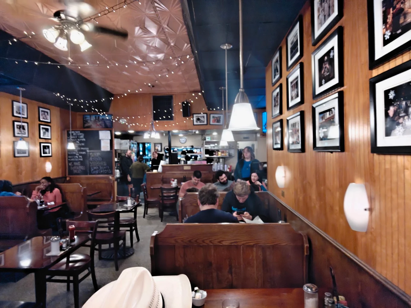 Joe's Inn