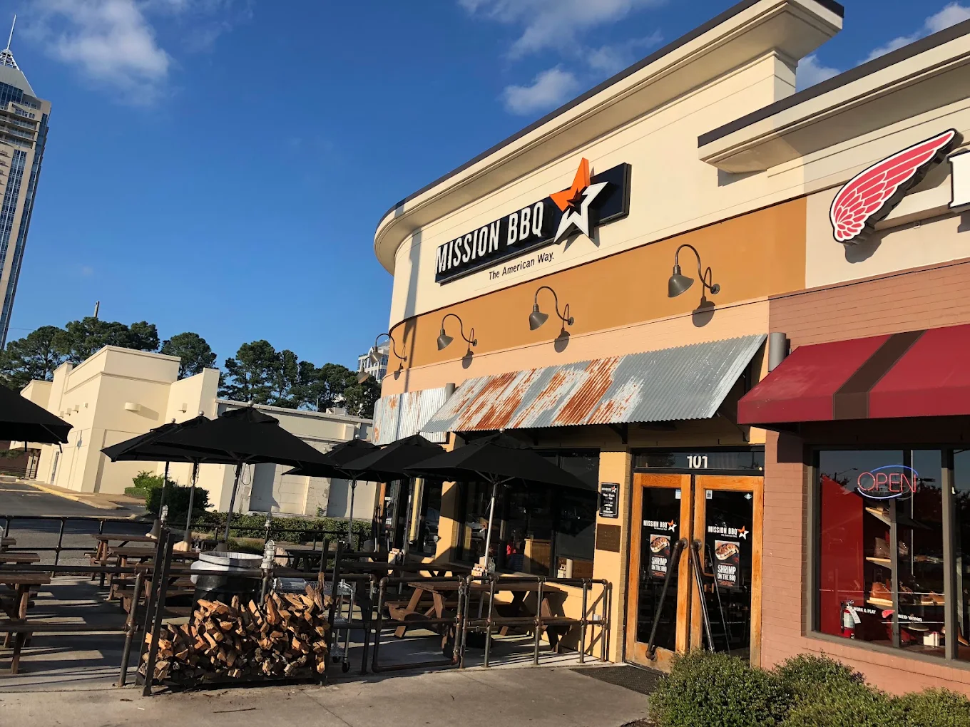 MISSION BBQ