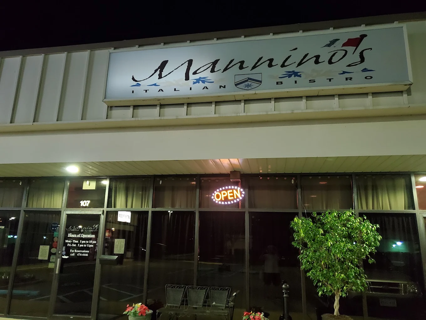 Mannino's Italian Bistro
