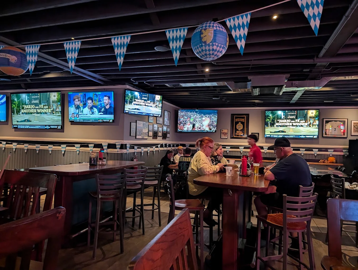 Shorebreak Pizza & Taphouse