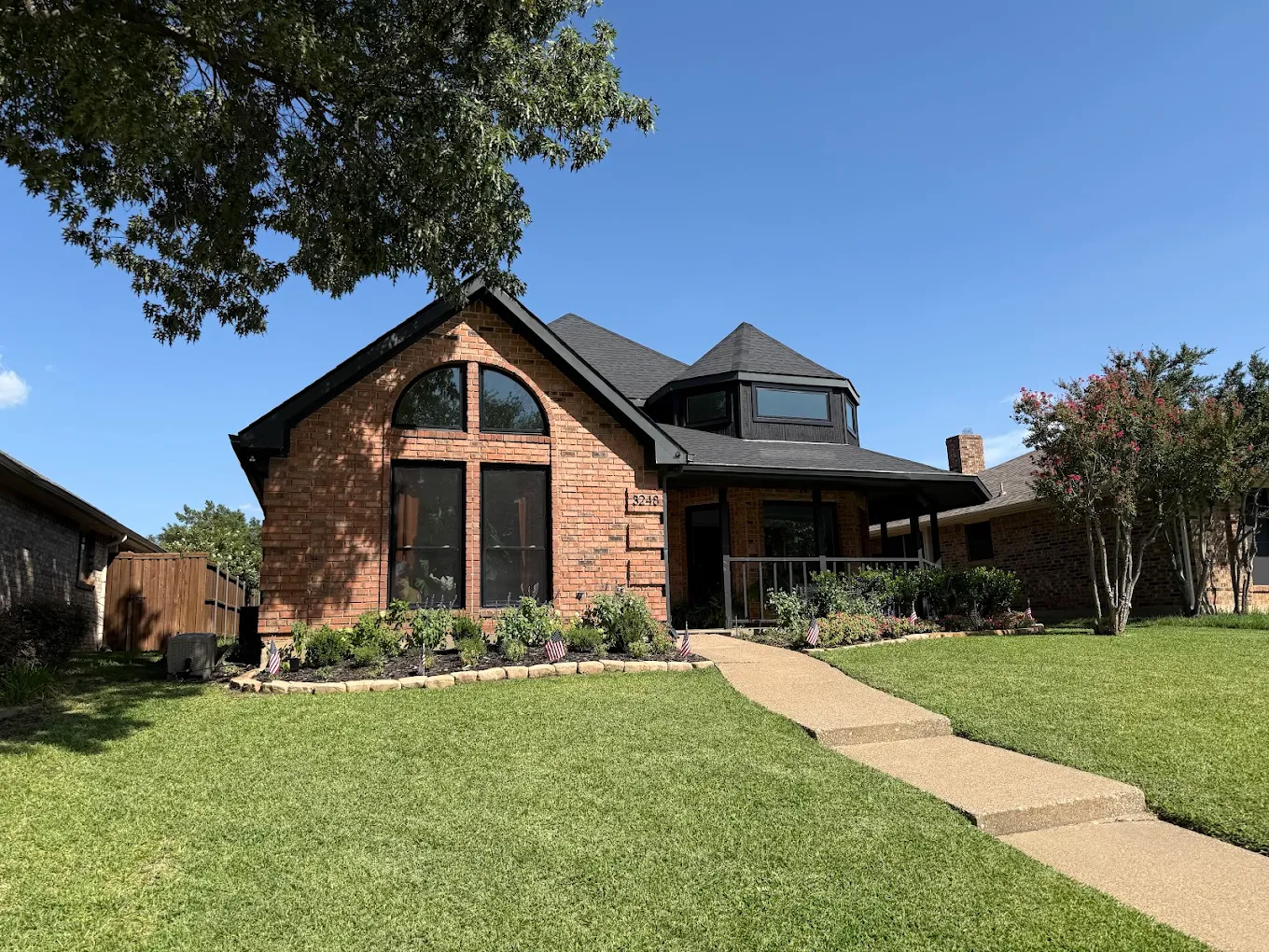 911 Exteriors Roofing and Construction