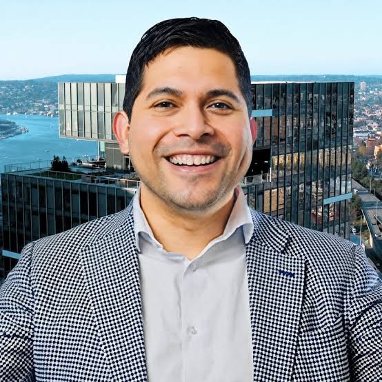 RexMont Real Estate : Adriano Tori