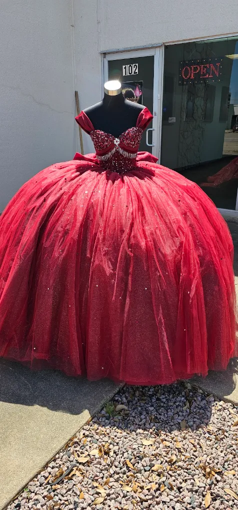 Rafaela's Quinceañera Gowns