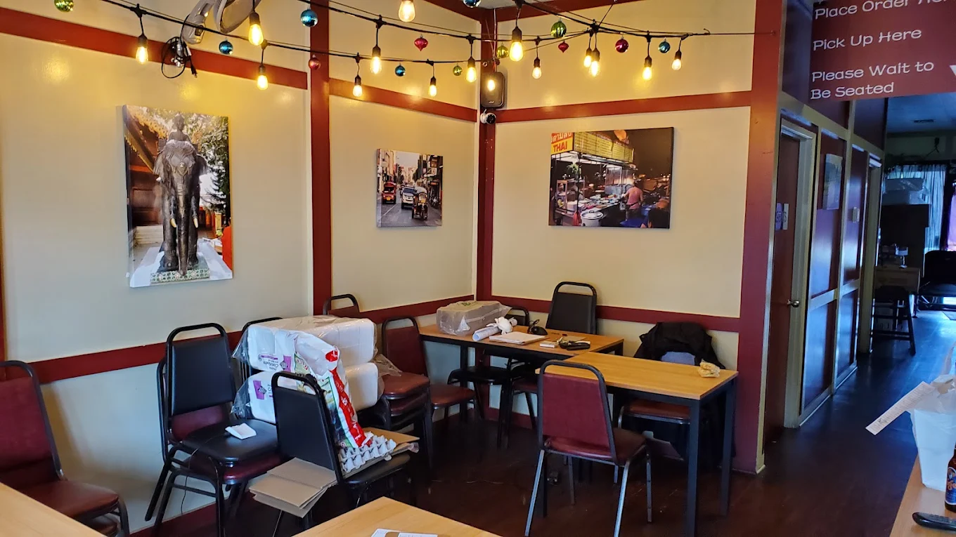 Ting Tong Thai Cafe