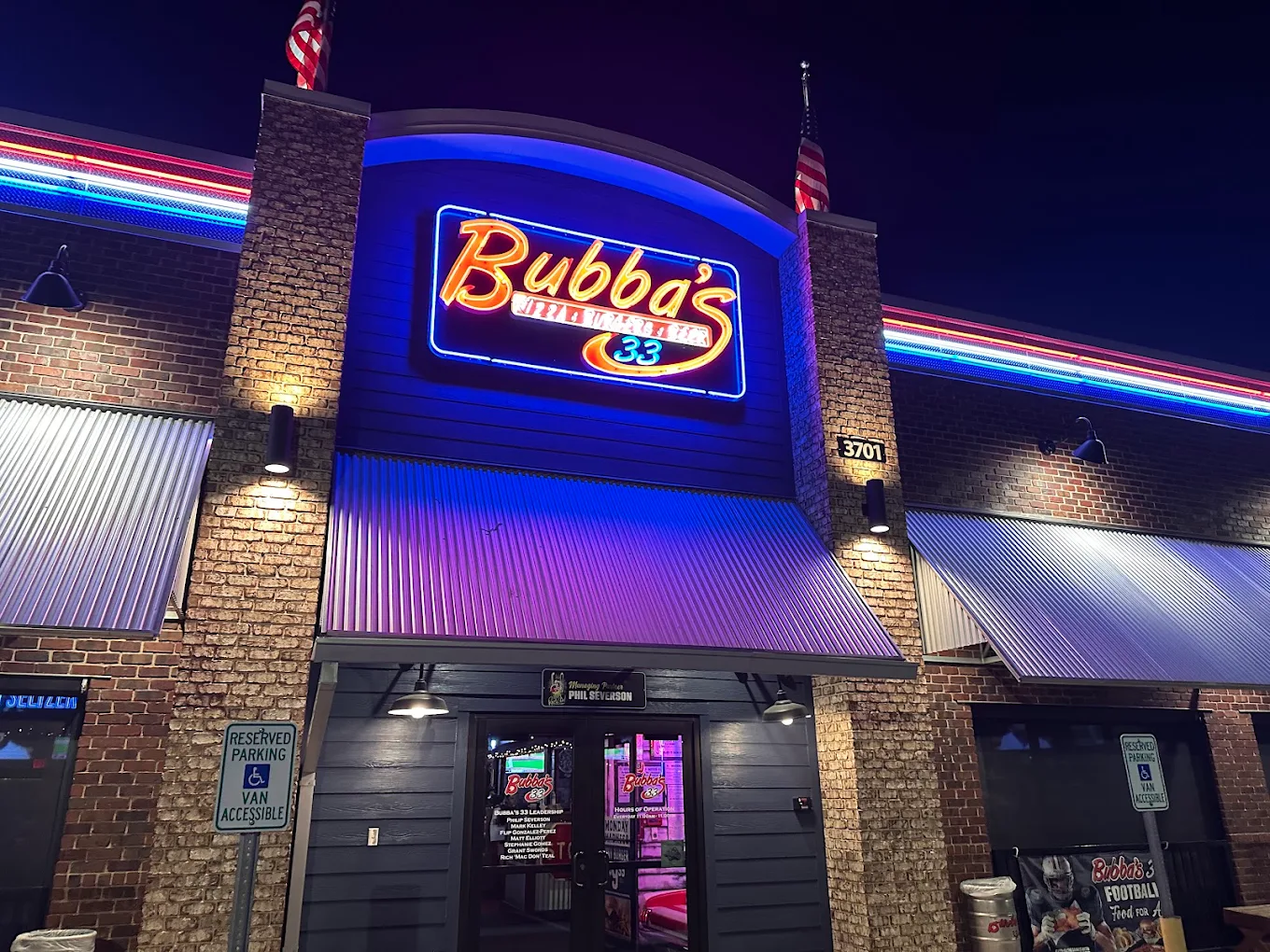 Bubba's 33