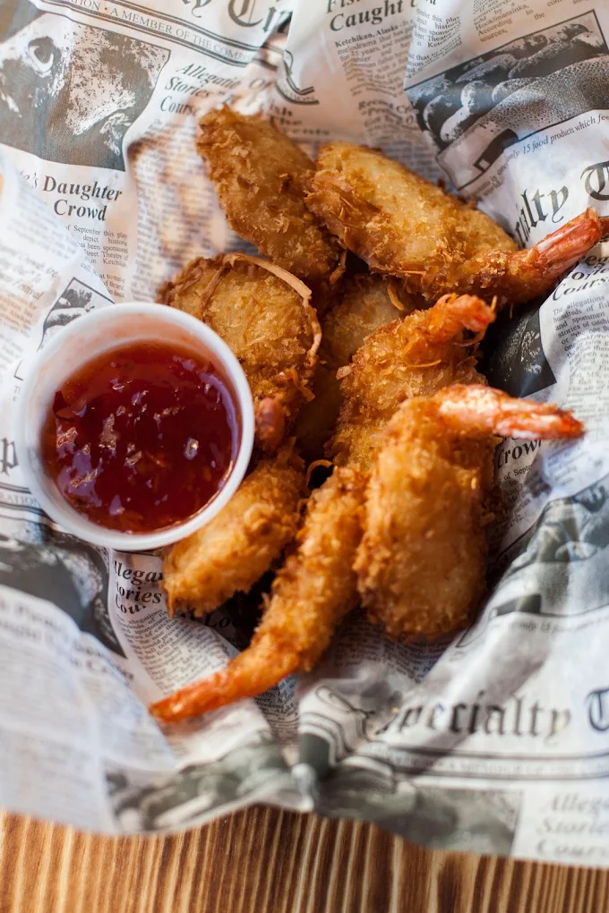Hook & Reel Cajun Seafood & Bar