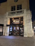 Yard House
