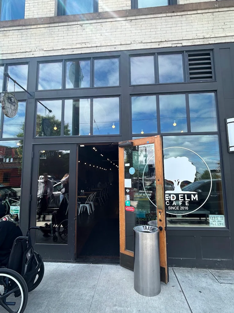 Red Elm Cafe