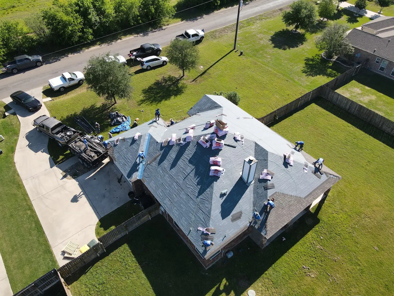 Pioneer United Roofing LLC