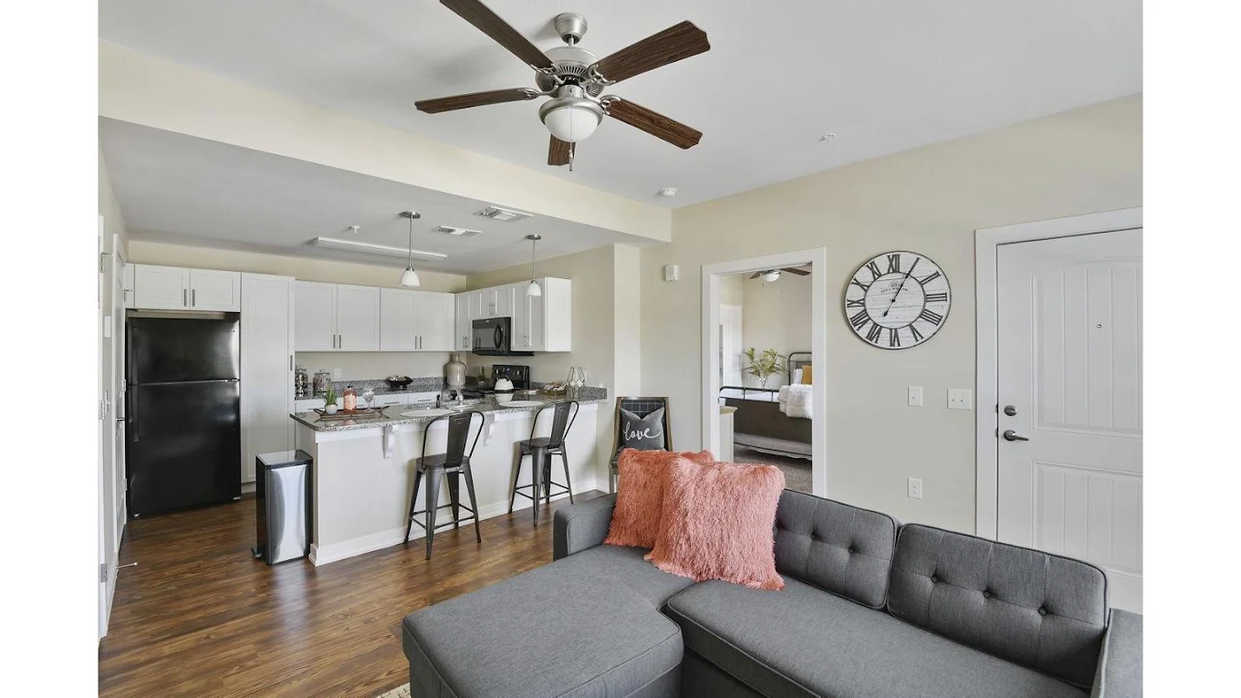 Icon Apartments
