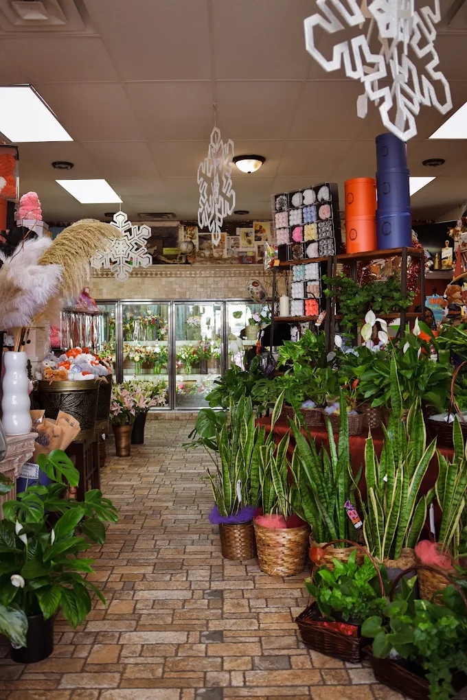 Divine Flowers & Gifts