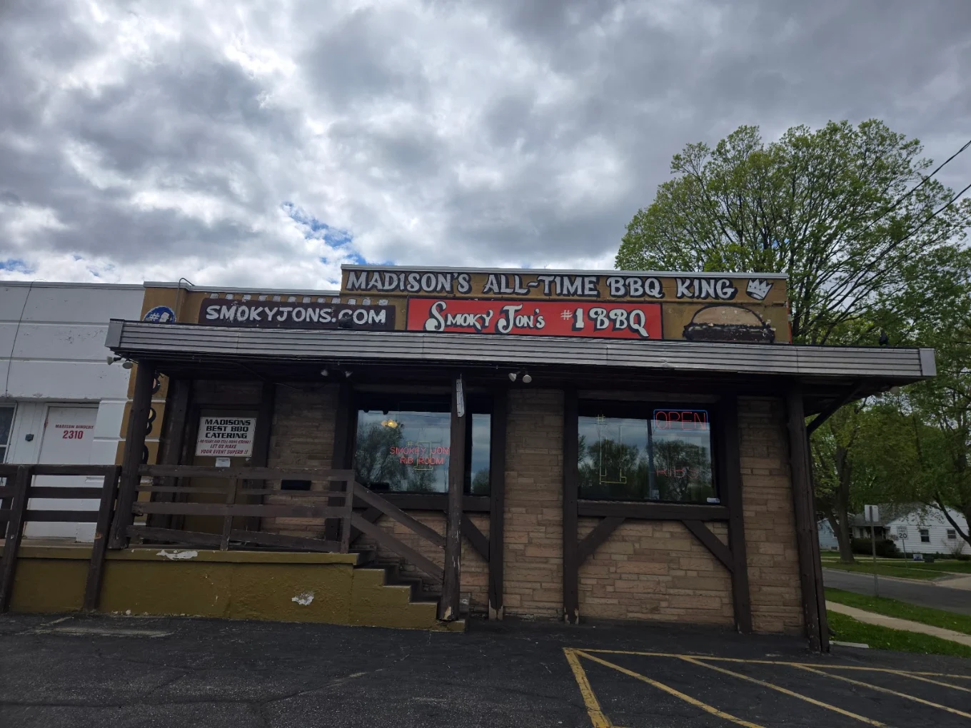 Smoky Jon's #1 BBQ
