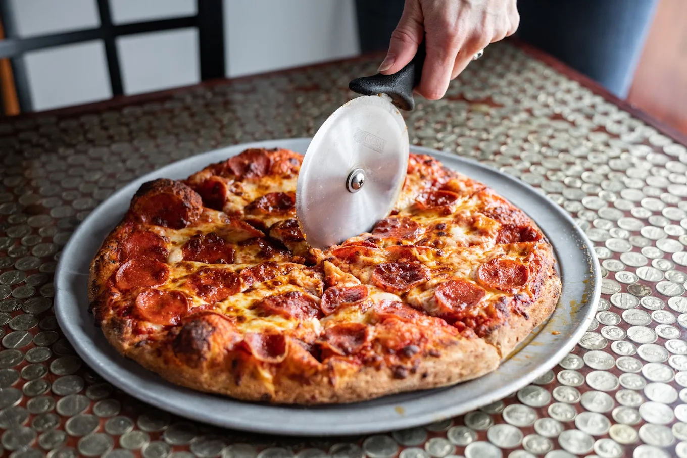 Glass Nickel Pizza Co.